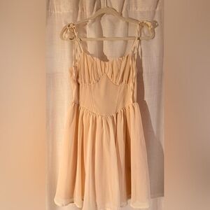 Elegant Cream Pleated Dress